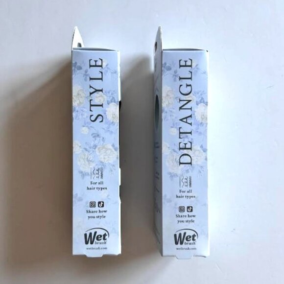 Wet Brush x LoveShackFancy Bundle Blue Floral Mini Smooth Styler & Detangler main image 4